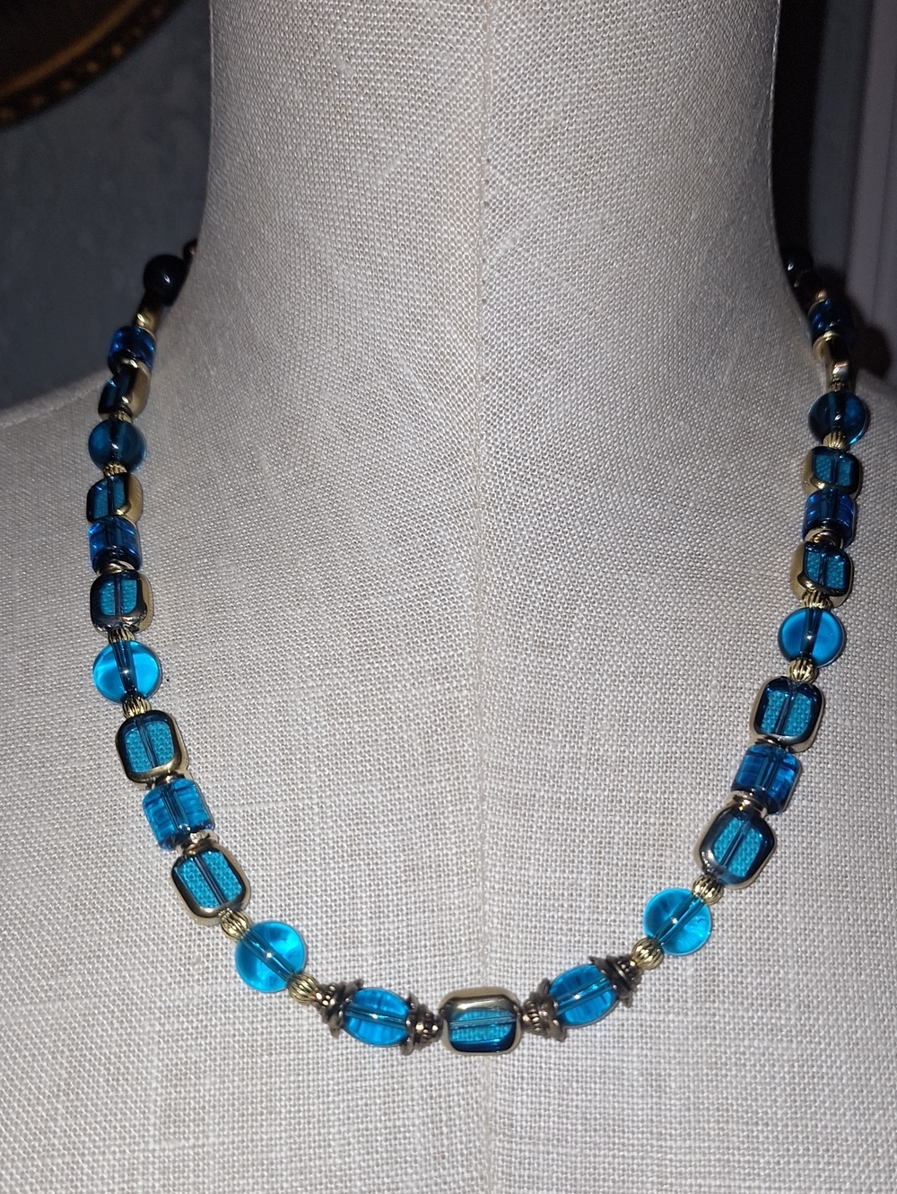 Vintage Style Teal Blue Glass Bead Necklace